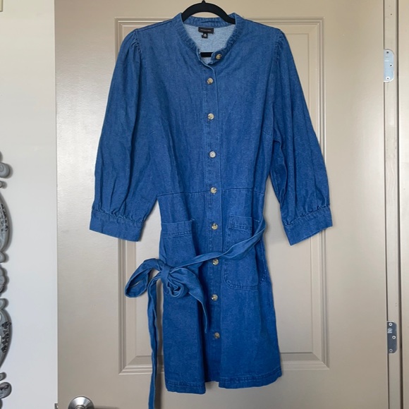 Who What Wear Dresses & Skirts - NWOT Who What Wear denim balloon sleeve mini dress